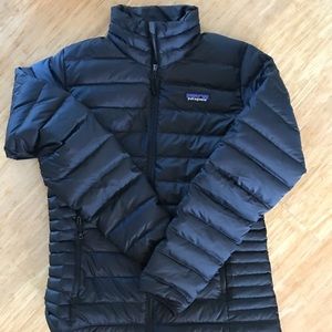 BNWT Black women’s down sweater jacket - sz small